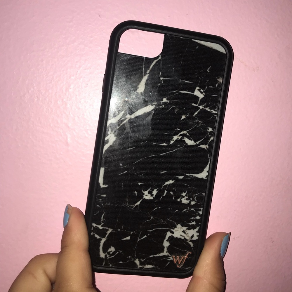 Iphone 7 Wildflower case.
